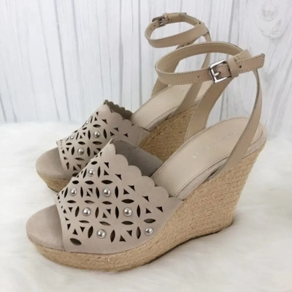 MARC FISHER LTD Hata Cutout Wedge Sandal